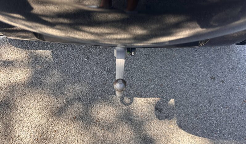 
								Land-Rover Defender 110 2.0 P300e X-Dynamic HSE full									