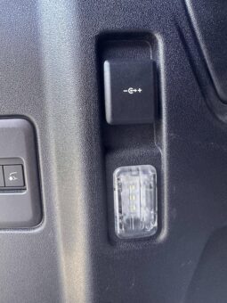 
										Land-Rover Defender 110 2.0 P300e X-Dynamic HSE full									